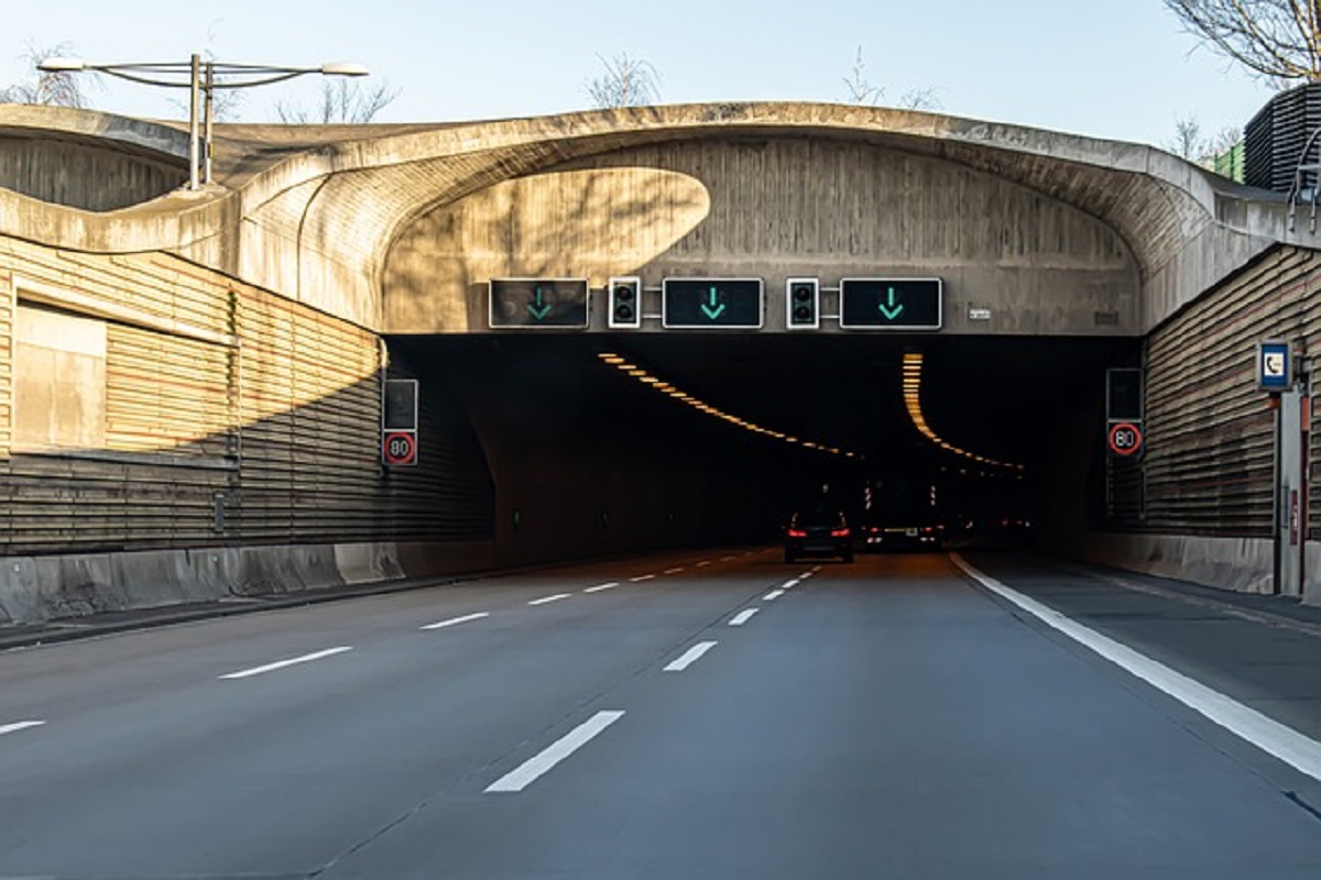 Explosion-Proof Telephones: The Core Communication Guarantee for Tunnel Emergency Telephone Systems